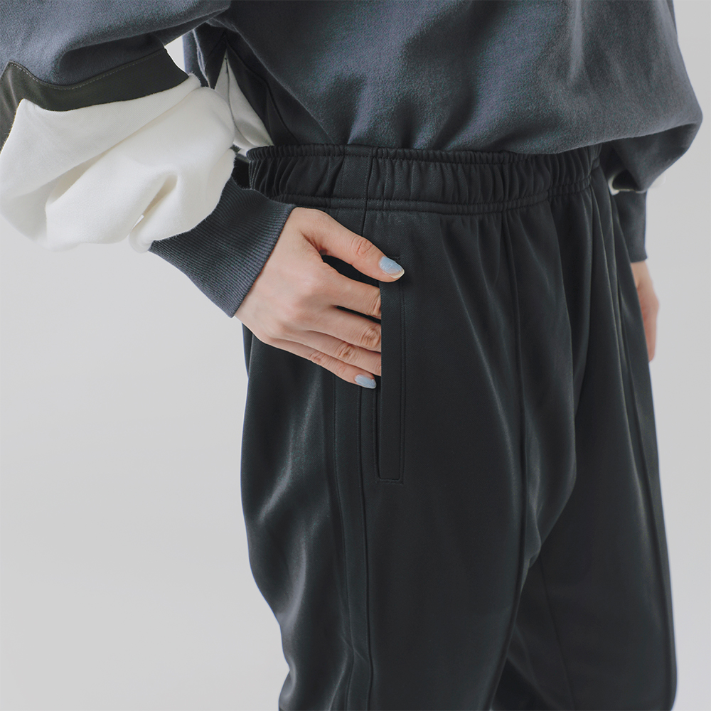 new balance(ニューバランス)吸汗速乾ダブルニットジョガートラックパンツ“AWP51109BK”awp51109