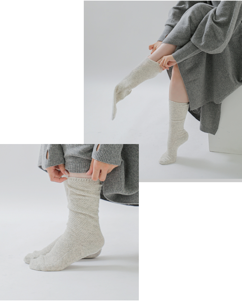 evam eva vie(エヴァムエヴァヴィー)カシミヤ混ウールモスステッチソックスe002z079