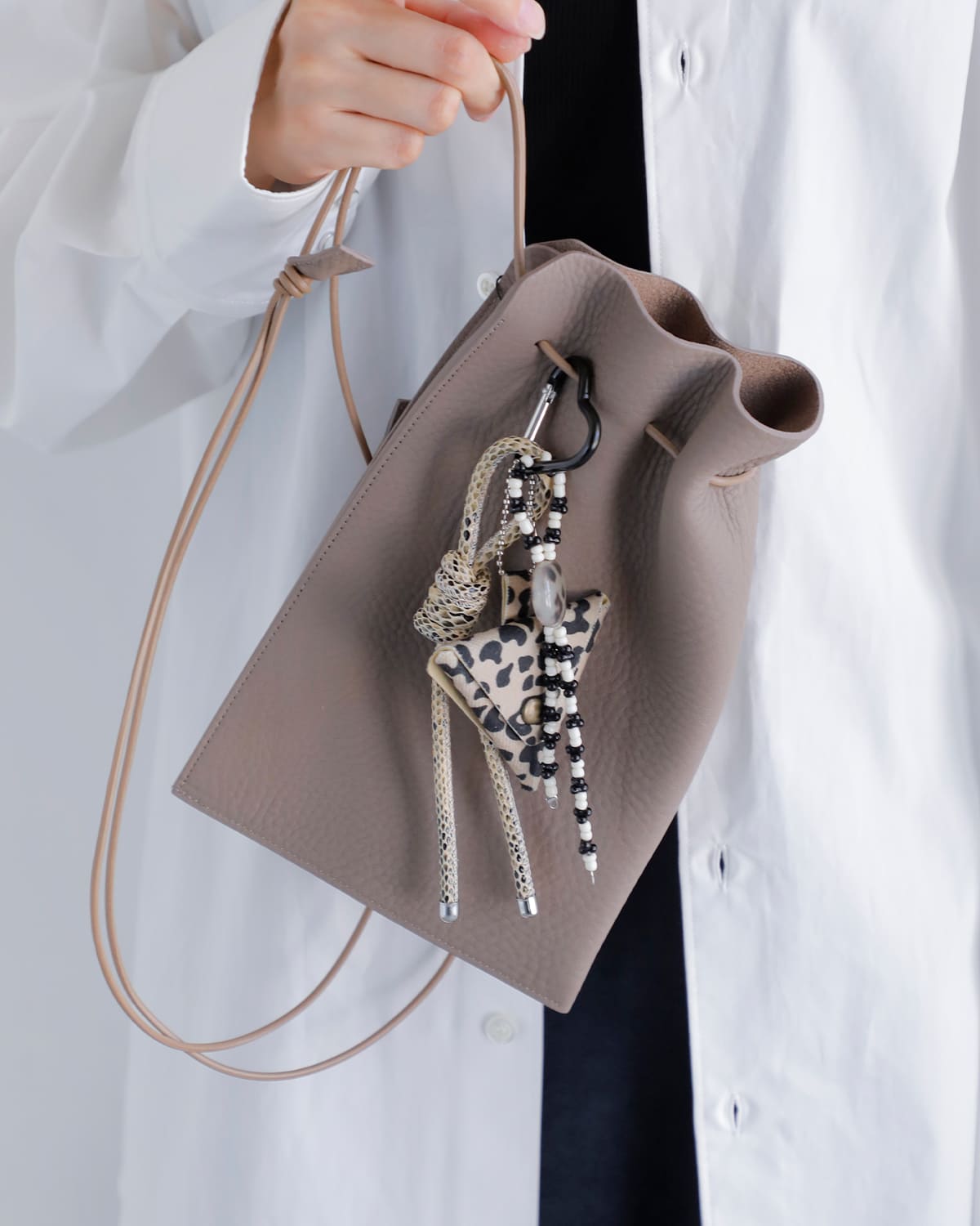 Direction to get mosh(ディレクショントゥゲットモッシュ)アニマルパターンバッグチャーム gm252g11