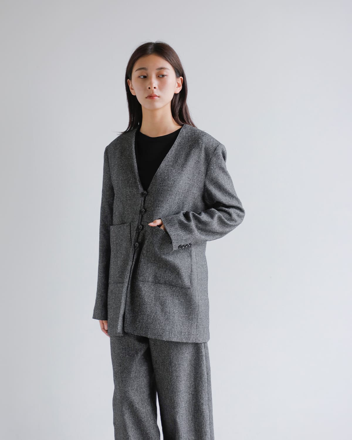 Hella(ヘラ)シルクネップカラーレスツイードジャケット “SILK NEP COLLARLESS JACKET” h253-03