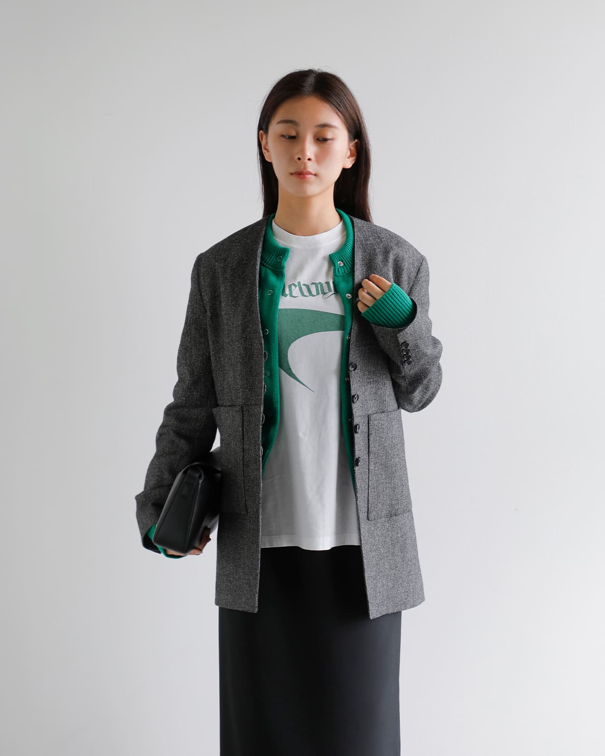 極美品 カシミヤシルク バーバリー 三者混ツイードジャケット 秋冬 B1224 Hella ヘラ シルクネップ カラーレス ツイード ジャケット “SILK