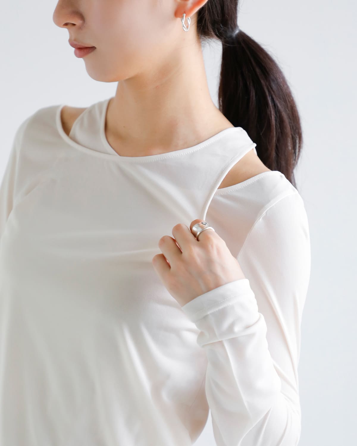 Hella ヘラ レイヤード シアー トップス “LAYERED SHEER TOPS