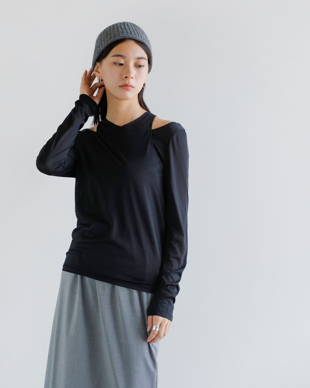 トップス Hella sheer volume tops hella sheer volume tops /black