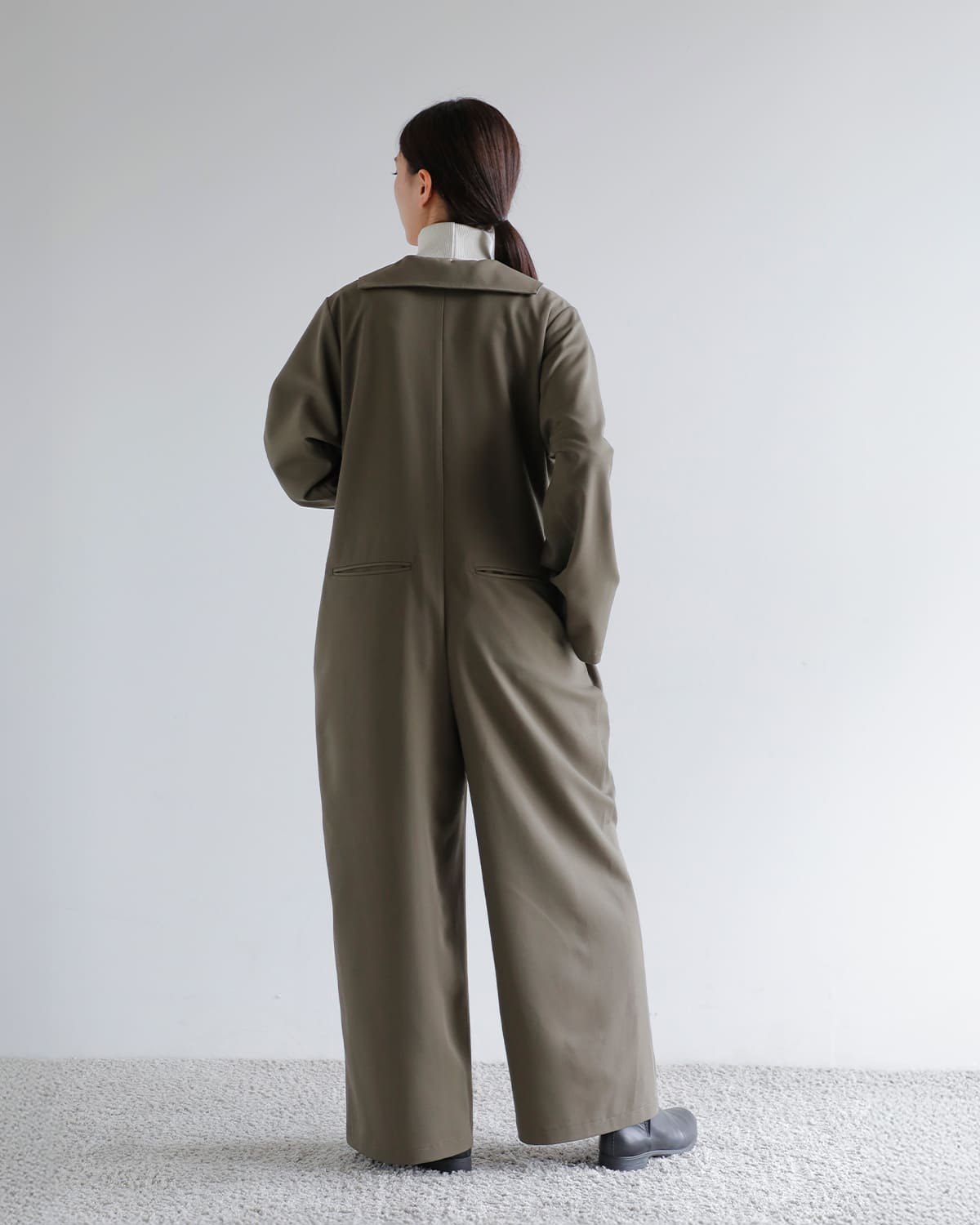 Hella(ヘラ)セーラーカラーVネックコンビネゾン “SAILOR COLLAR COMBINAISON” h253-43