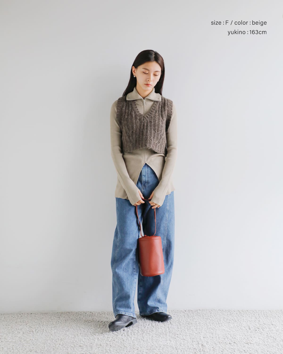 Hella(ヘラ)ジップアップリブニットプルオーバー “ZIP UP RIB KNIT” h253-95