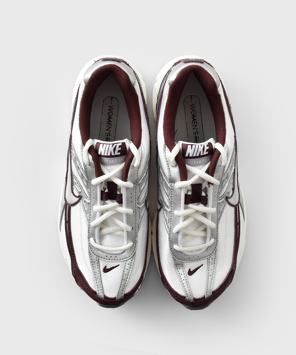 NIKEイニシエーター ランニング スニーカー ib4688