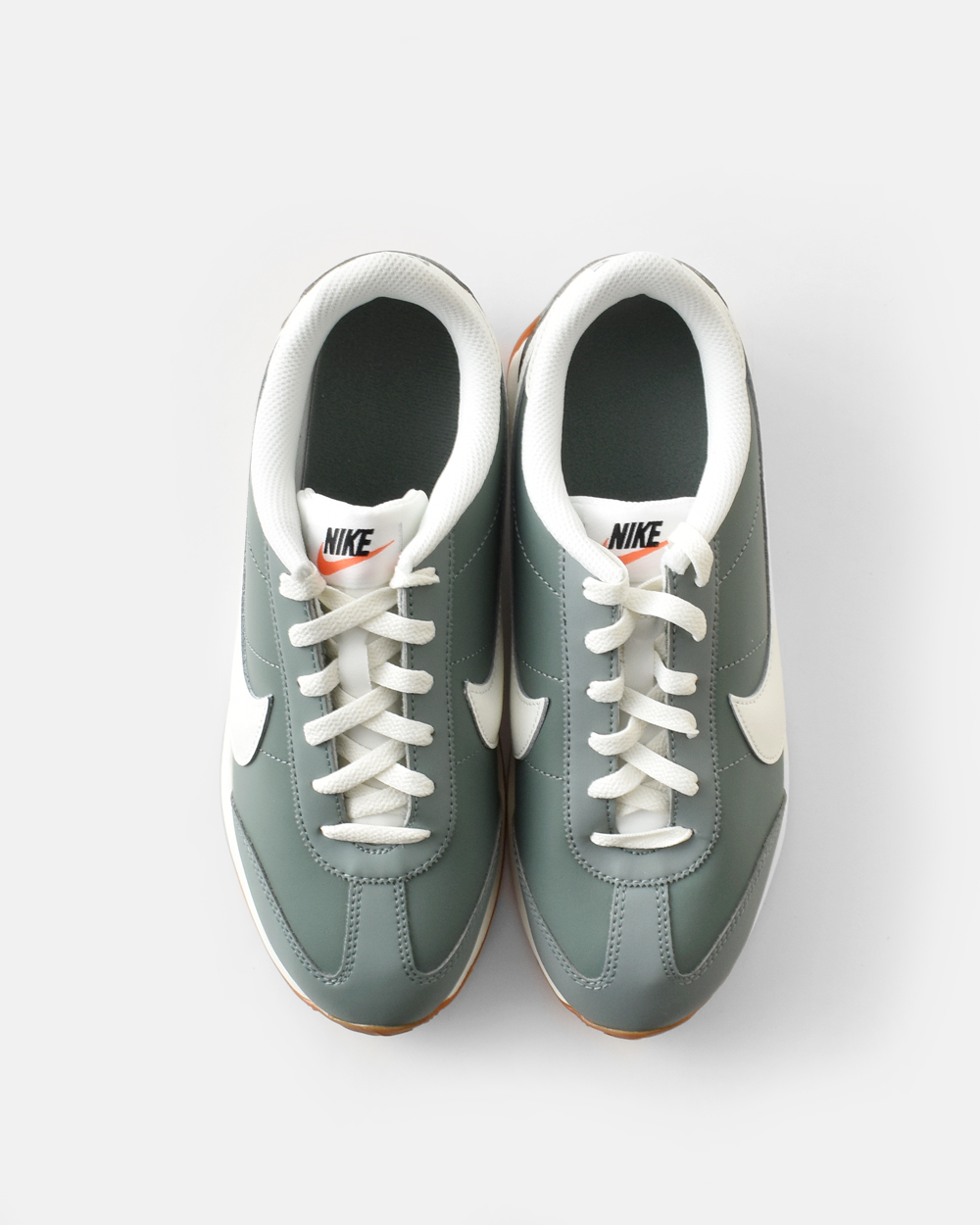 NIKEパシフィック レザー スニーカー im4006