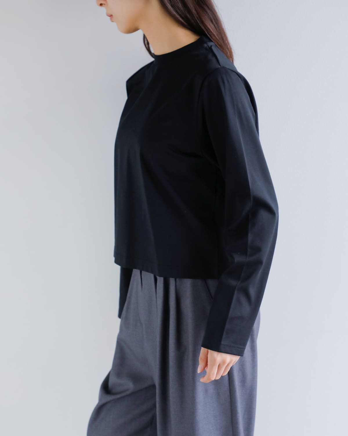 Nicolas Jenson(ニコラジェンソン)コットンクルーネックロングスリーブプルオーバー “CREW NECK LONG SLEEVE” js-23ss-01