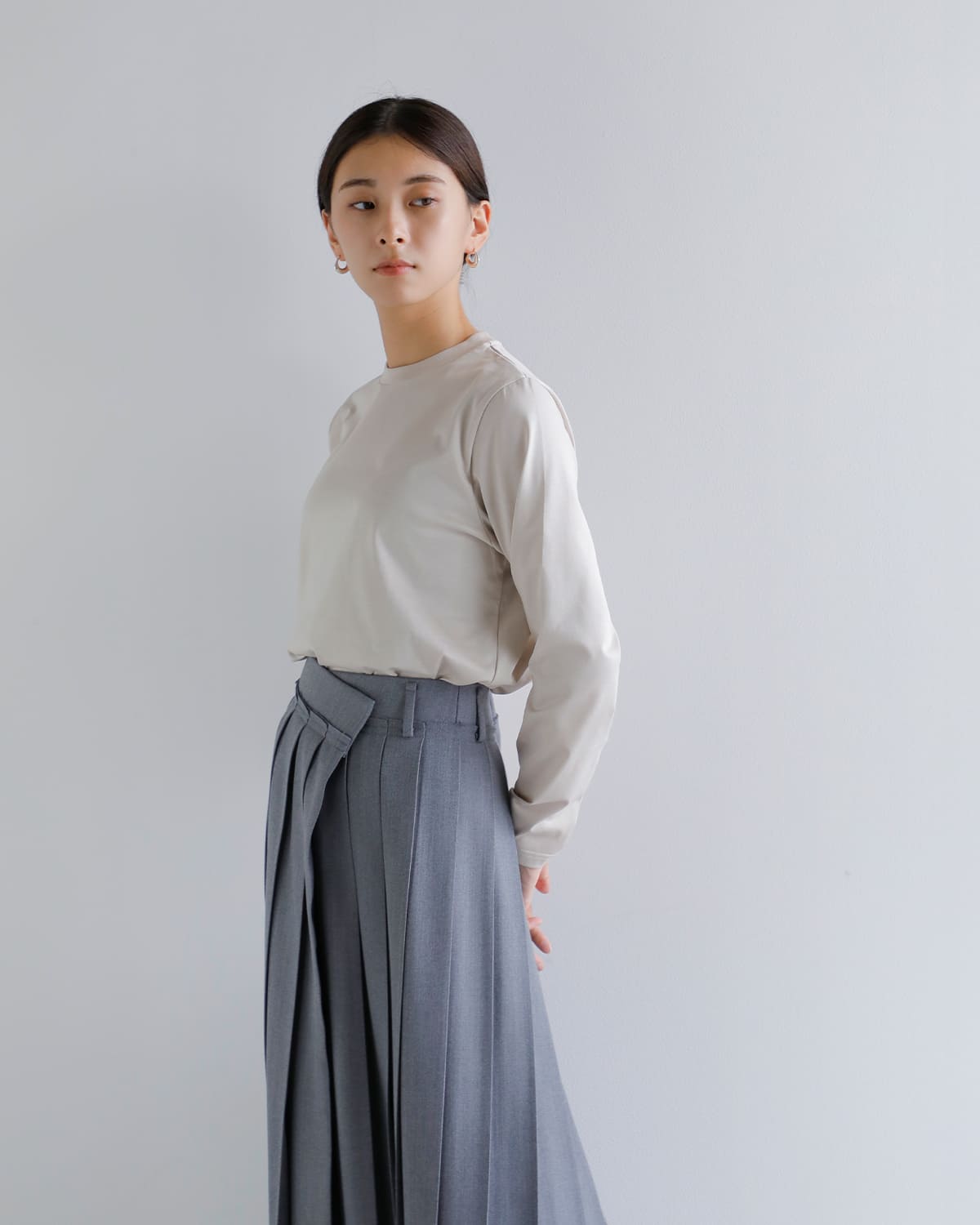 Nicolas Jenson(ニコラジェンソン)コットンクルーネックロングスリーブプルオーバー “CREW NECK LONG SLEEVE” js-23ss-01