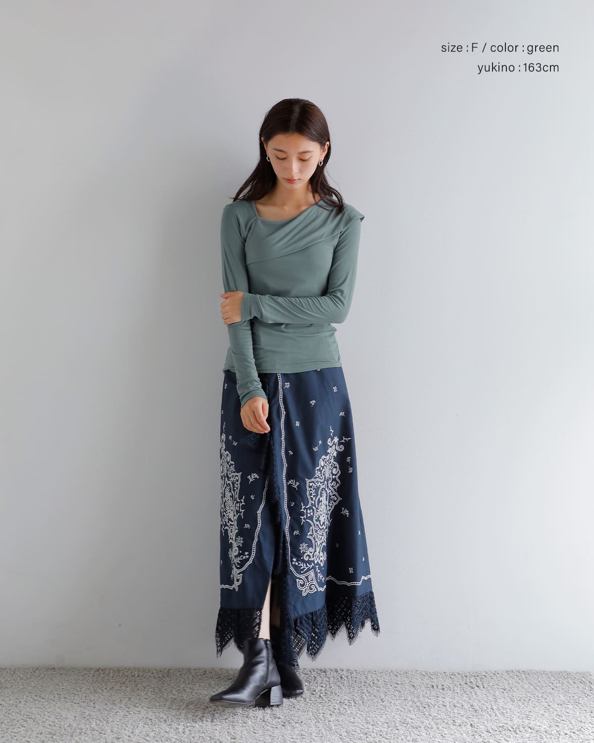 kiehtova(キエトヴァ)アシンメトリーデコルテトップス “ASYMMETRY DECOLLETE TOPS” ktwr40