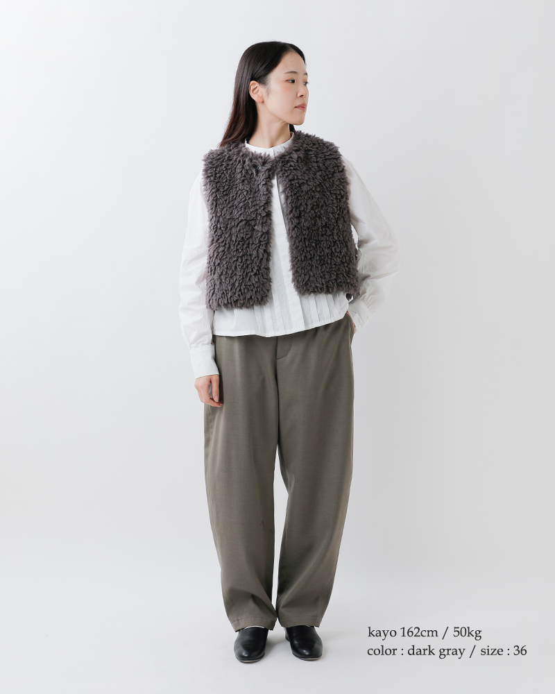 Le Glazik(ルグラジック)エコファークルーネックジレlg-b0423fpt