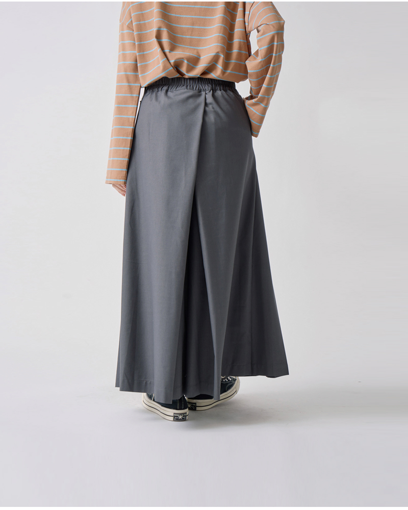 kelen(ケレン)プリーツタックデザインパンツ“KUKUS”lkl25fpt2110