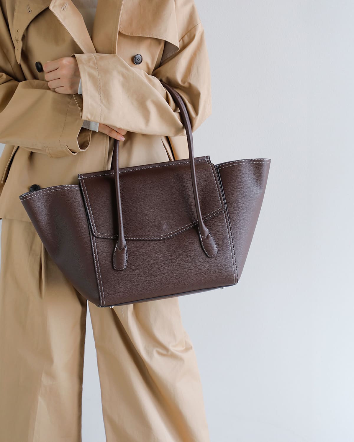 ＆MyuQ(アンドミューク)オペリアフラップトートバッグ “OPERIA” mcb102