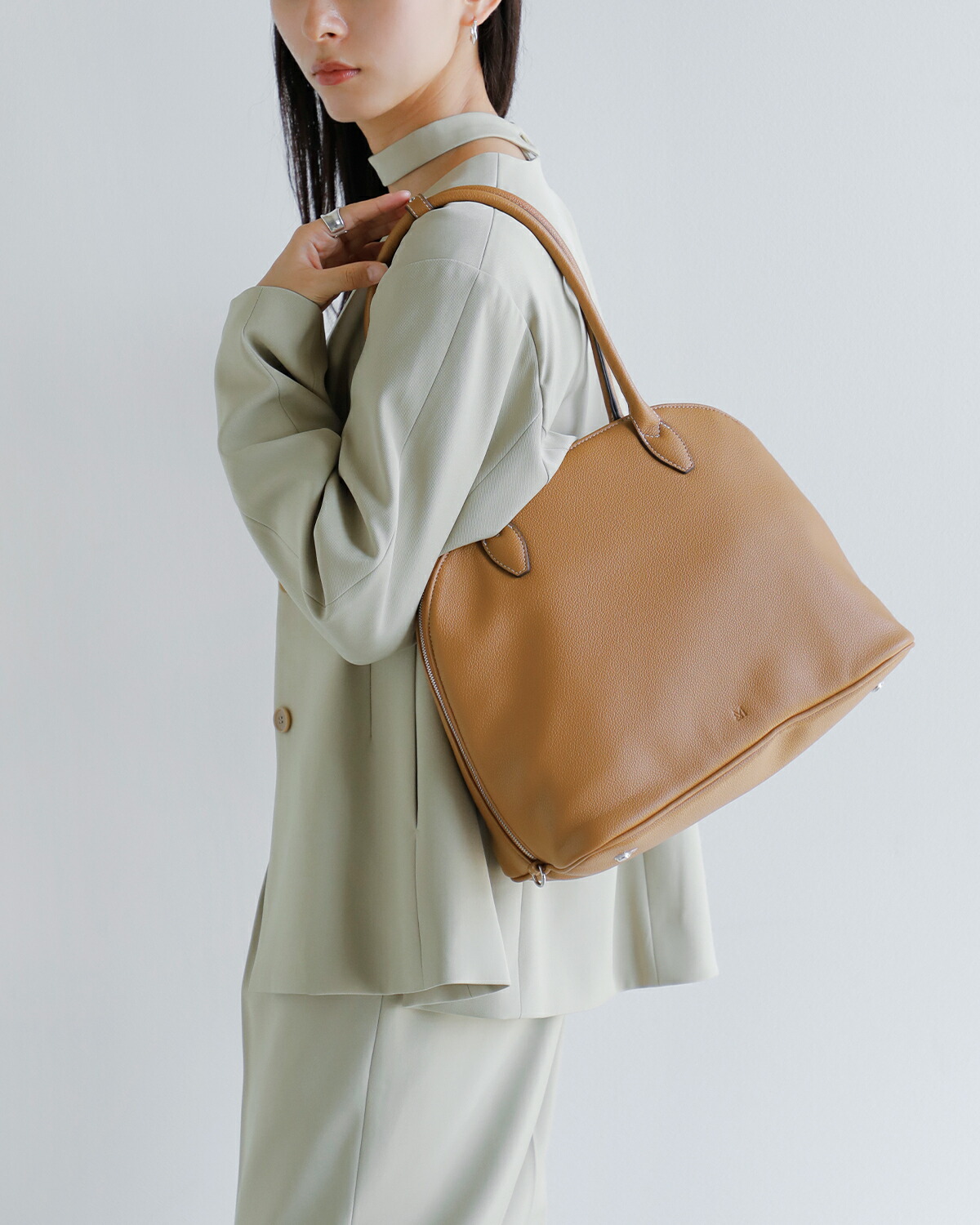 ＆MyuQ(アンドミューク)タロトートショルダーバッグ “THALLO” mcb104