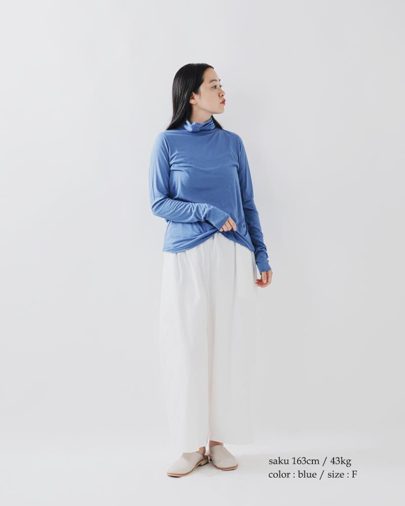 me.(ミードット)モダールタートルネックプルオーバーme-24202