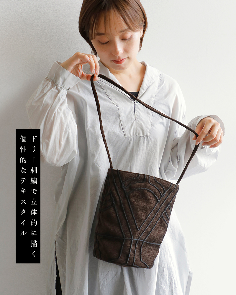 Ｂuuu...　donsje bag bee 新品未使用 beej ビージ ドリー 刺繍 チューブ バッグ mi-it002-same1-tr