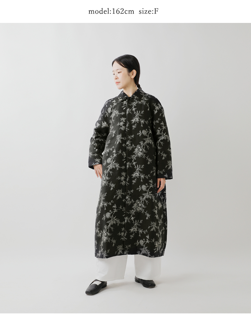 PARIS DE AOUNE(パリドゥアオウネ)ボタニカルフラワージャガードステンカラーワンピースコートpa253op017