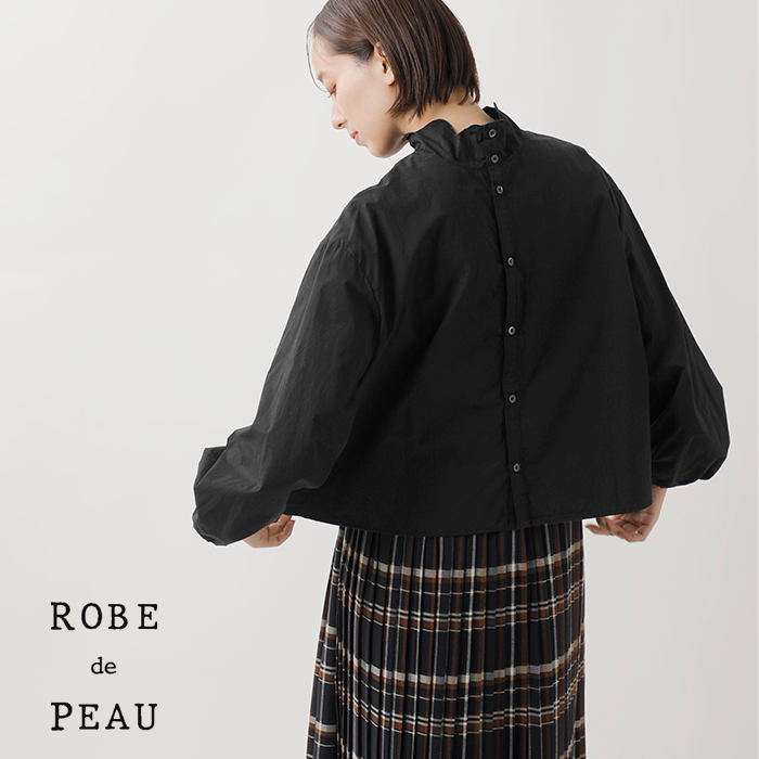 ROBE de PEAU(ローブデポー)コットンスカラップ刺繍2wayハイネックブラウス“JOUJOU2WAYBLOUSE”r306