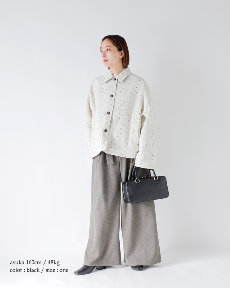 POMTATA(ポンタタ)カウレザーボックスシェイプ型ハンドバッグ“RONEHANDBAG”rone-handbag