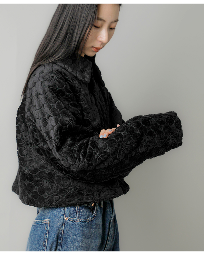 RHODOLIRION(ロドリリオン)オリジナル刺繍ファーブルゾン“FurBlouson”rv1030-32