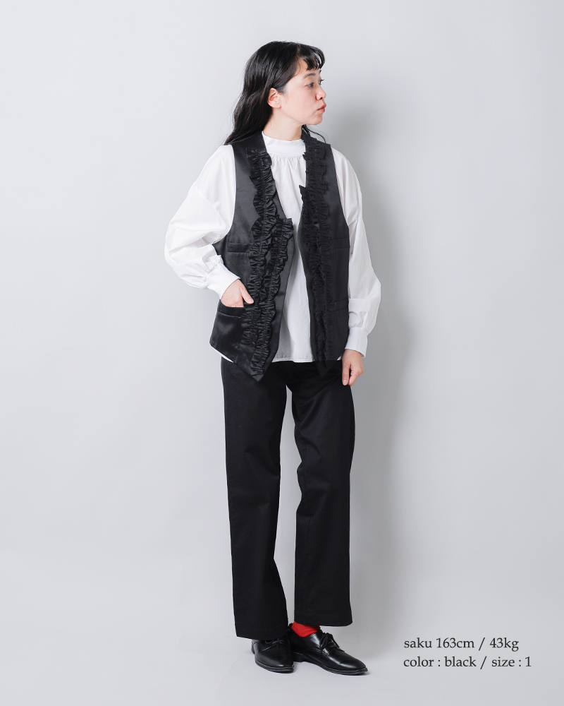 RHODOLIRION 定価4.9万円　フリル付ベスト　チノクロス RHODOLIRION 定価4.9万円 フリル付ベスト チノクロス - メルカリ