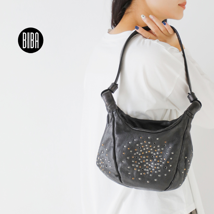 BIBA(ビバ)カウハイドレザースタッズミニアイレットサックハンドバッグ“SANDY”say2l