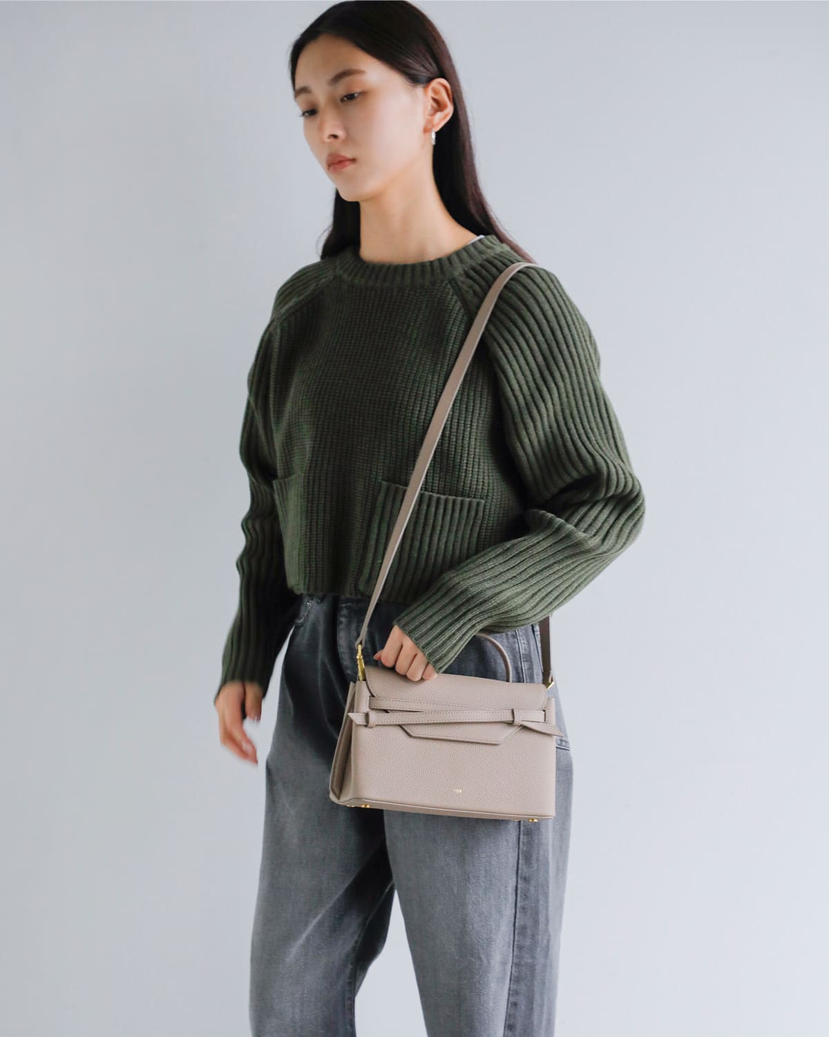 TOV(トーヴ)カウレザーシボクロスリボン2wayショルダーハンドバッグ “MIMI M” t25w02b573