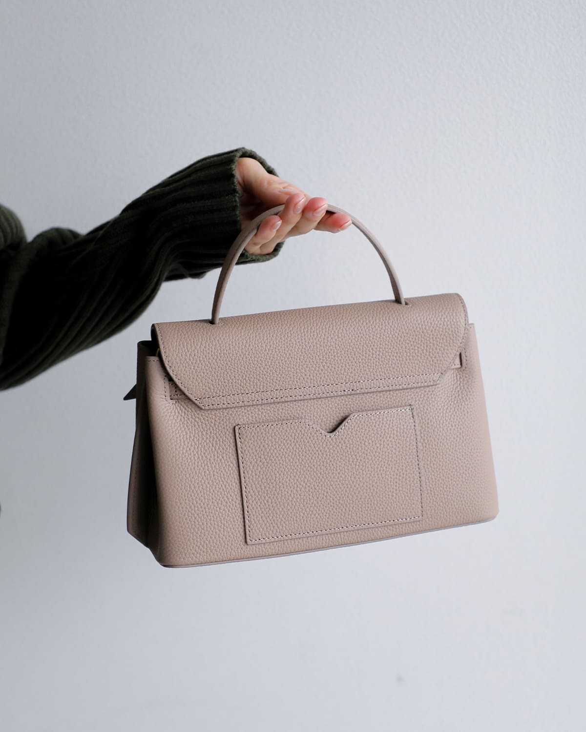 TOV(トーヴ)カウレザーシボクロスリボン2wayショルダーハンドバッグ “MIMI M” t25w02b573