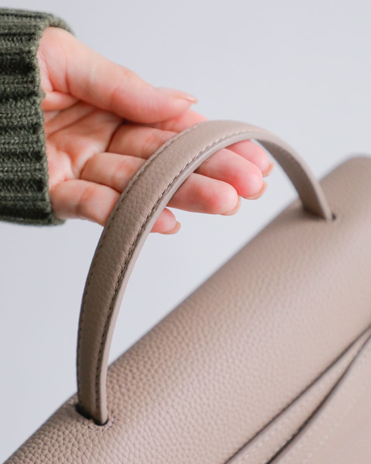 TOV(トーヴ)カウレザーシボクロスリボン2wayショルダーハンドバッグ “MIMI M” t25w02b573