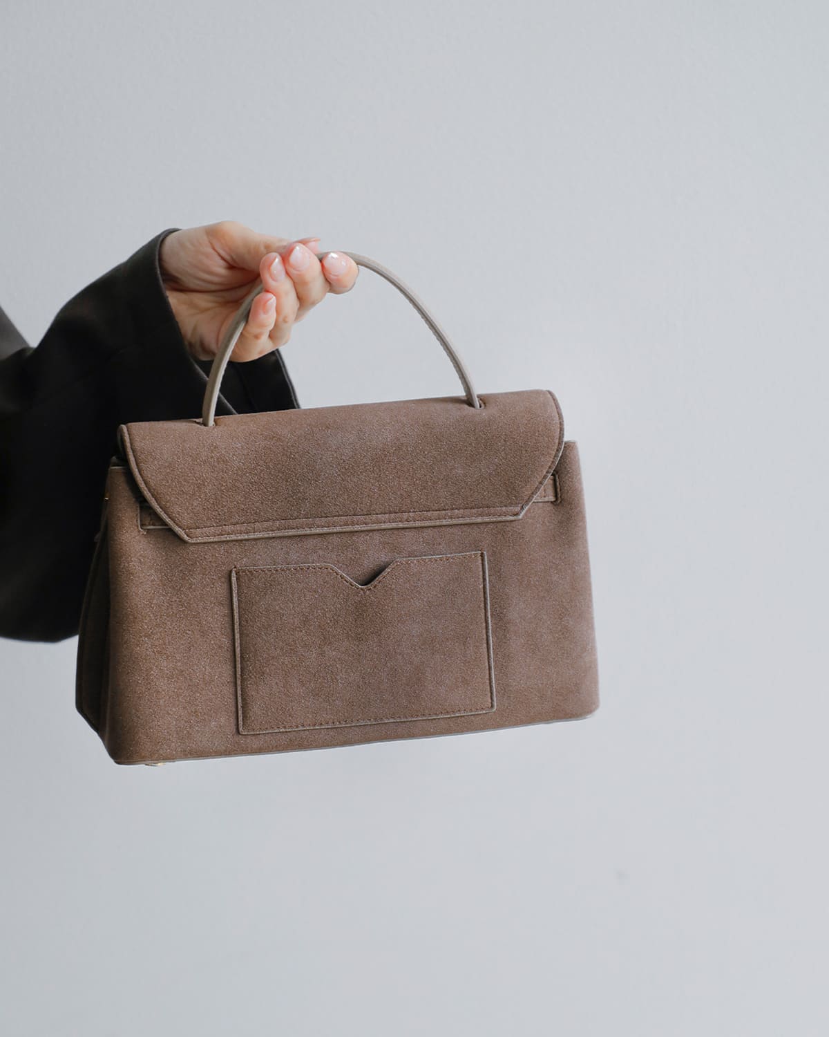 TOV(トーヴ)ウルトラスエードレザークロスリボン2wayショルダーハンドバッグ “MIMI M SUEDE” t25w02b578