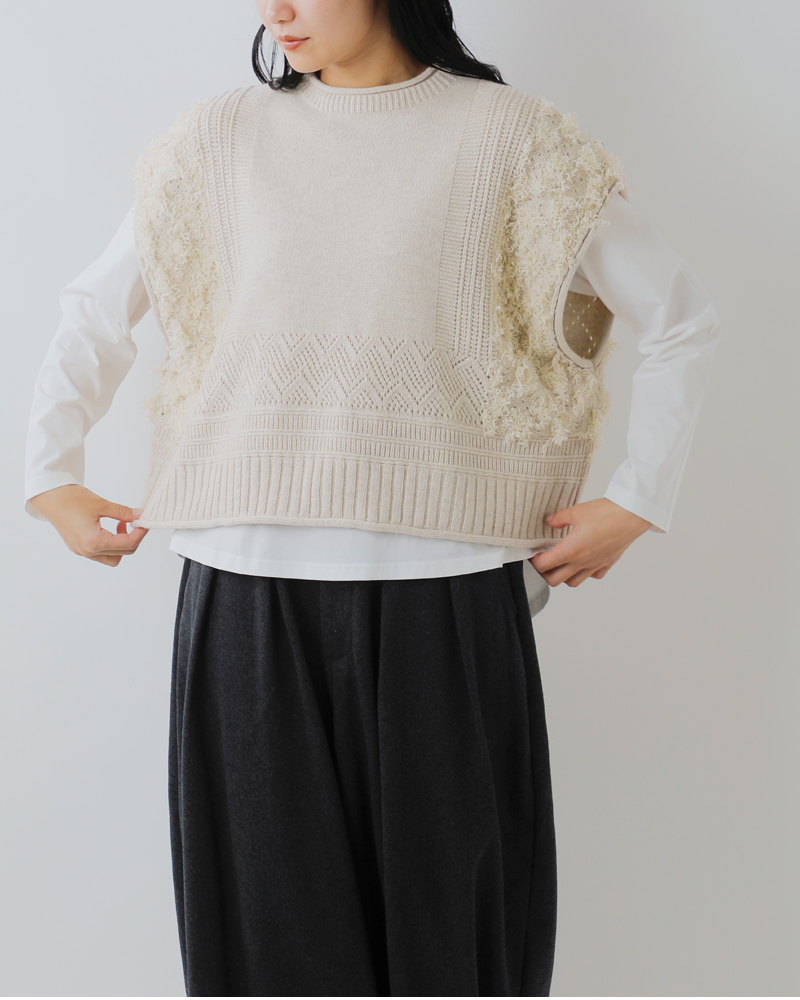 tumugu(ツムグ)ウールアンゴラフリンジベストtk25305