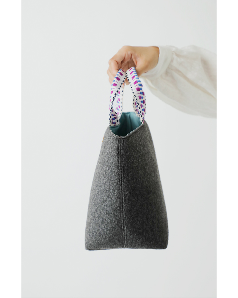 Lila&Fleur(リラアンドフルール)フェルトトートバッグ“Iris”tote-bag-felt