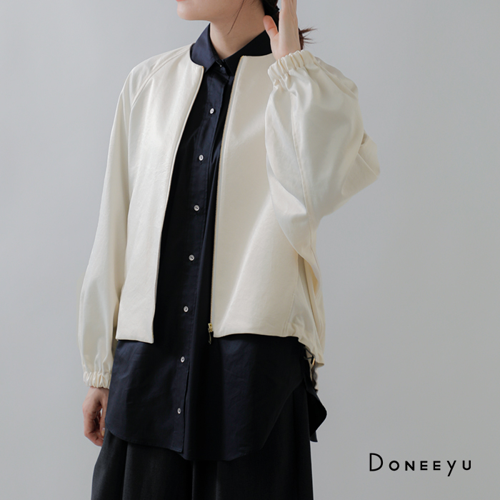 DONEEYU(ドニーユ)サテンジップノーカラーブルゾンu-2252