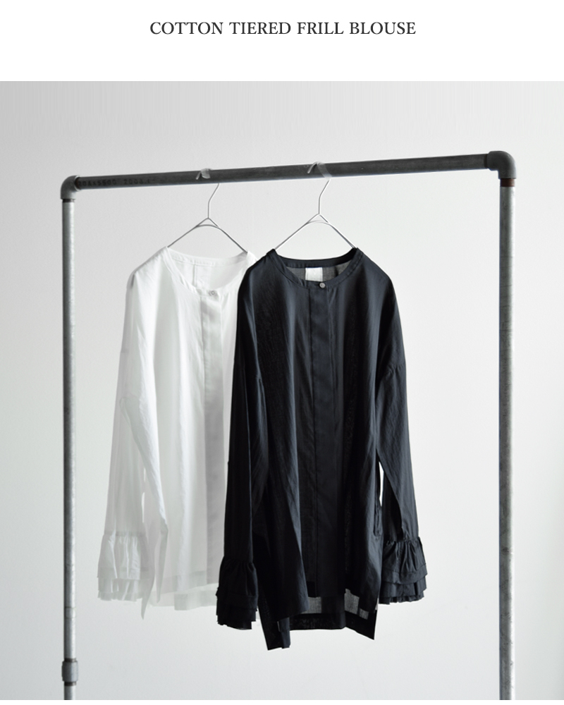 U PHORICA(ユーフォリカ)コットンラウンドネックティアードフリルブラウスu24-11072-53