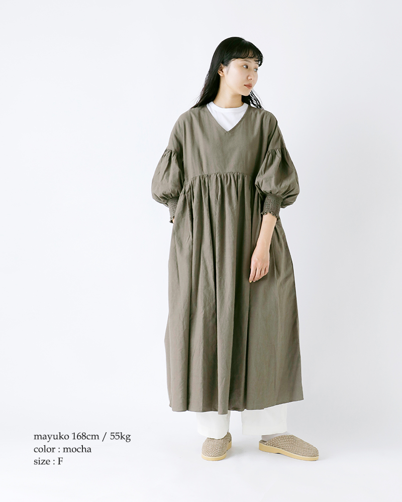 universal tissu(ユニヴァーサルティシュ)トリプルワッシャーVネックワンピースut243op012