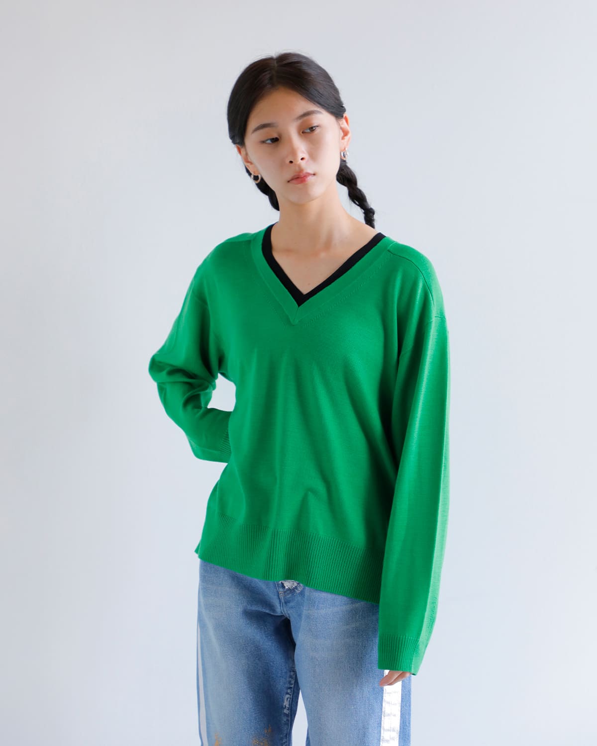 :AKANE UTSUNOMIYA(アカネウツノミヤ)ウールVネックニットプルオーバー wao-fk04-1002