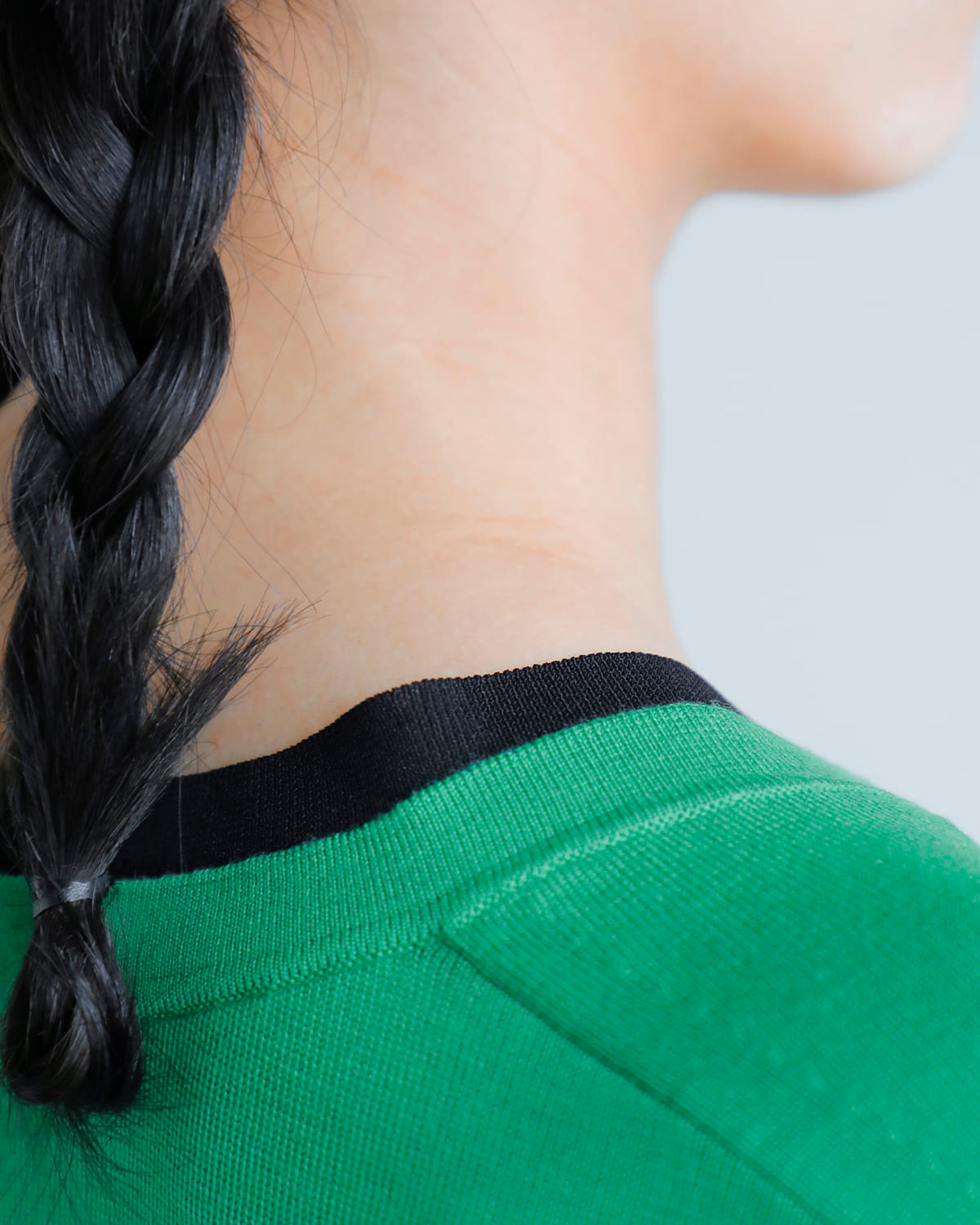 :AKANE UTSUNOMIYA(アカネウツノミヤ)ウールVネックニットプルオーバー wao-fk04-1002