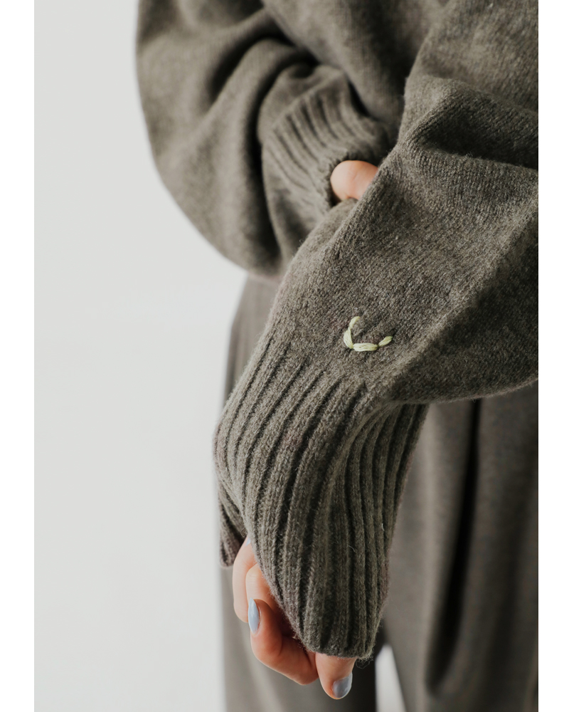 unfil(アンフィル)ファインラムウールクルーネックプルオーバー“finelambswoolcrew-neckP/O”wvfl-uw117