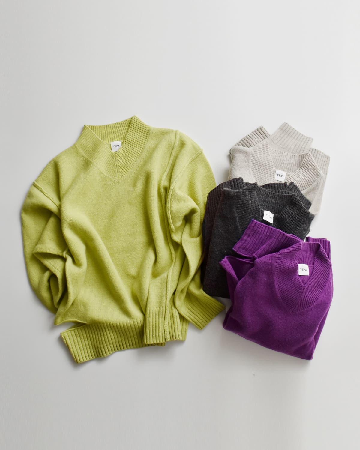 YENN(イエン)ウォッシャブルウールVネックプルオーバー “WASHABLE WOOL VN PO” y254-91118