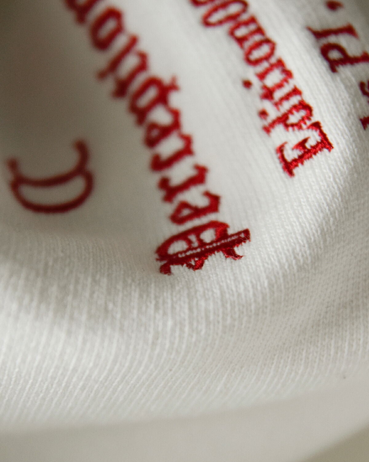 CREDONA(クレドナ)オーガニックコットンポイントスウェットシャツ“THECPOINTSWEATSHIRTS”1424512006