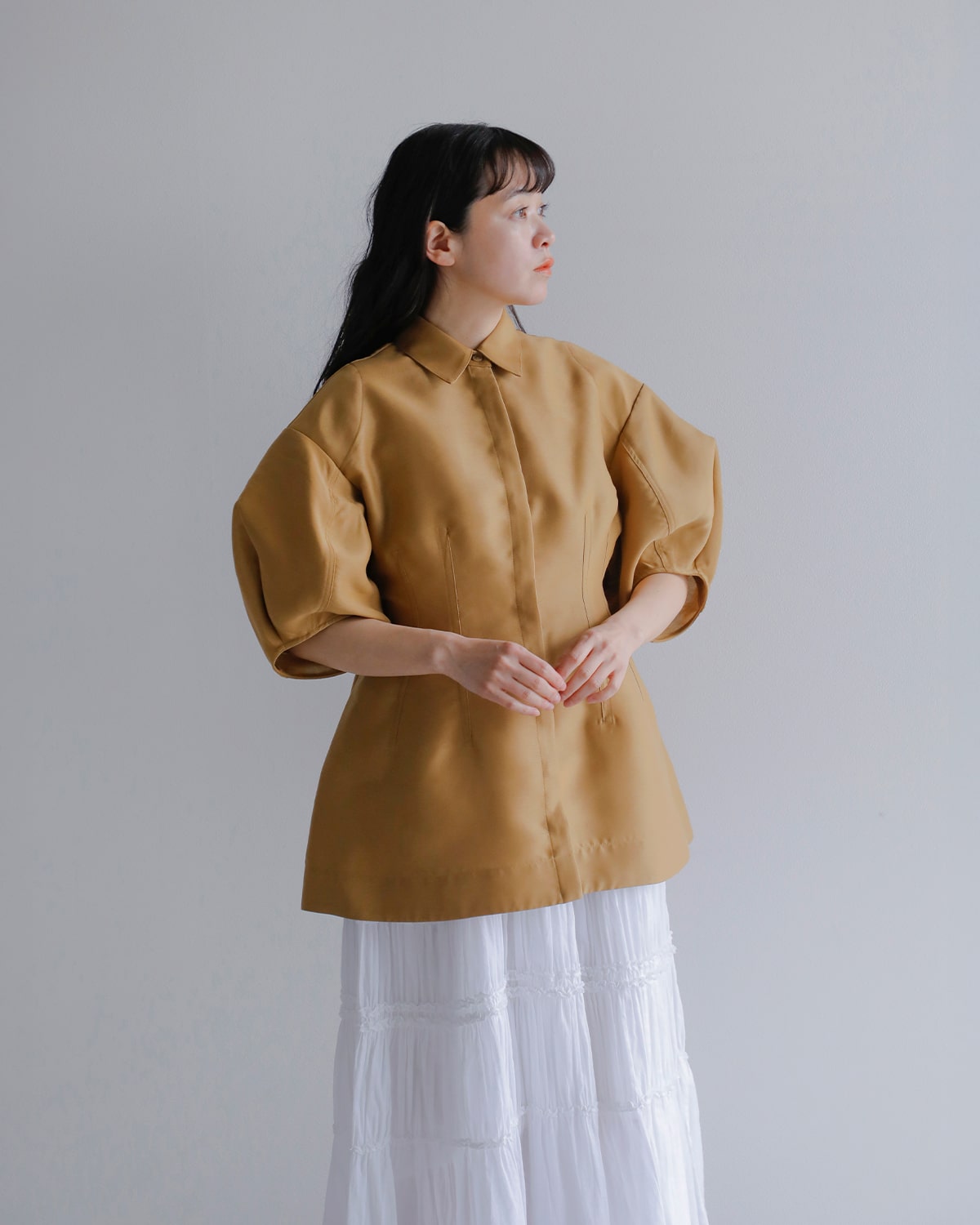 CLANE(クラネ)ウエストシェイプパフスリーブシャツ 18122-4252