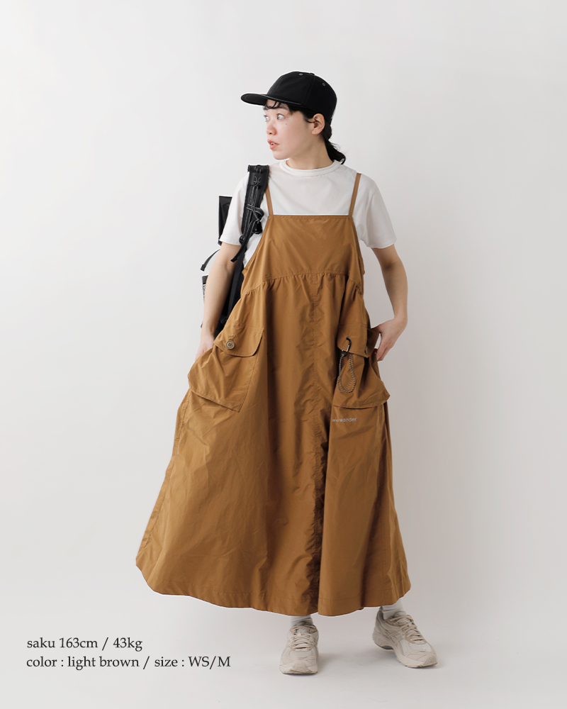 and wander(アンドワンダー)撥水オーバーサイズカーゴドレス“oversizedcargodress”574-5183102