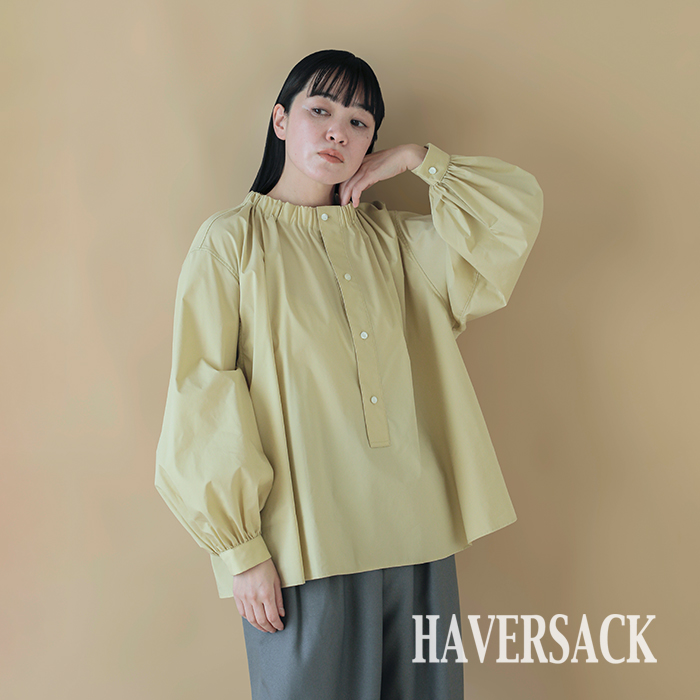 HAVERSACK(ハバーサック)コットンギャザースタンドカラーロングスリーブブラウス622523