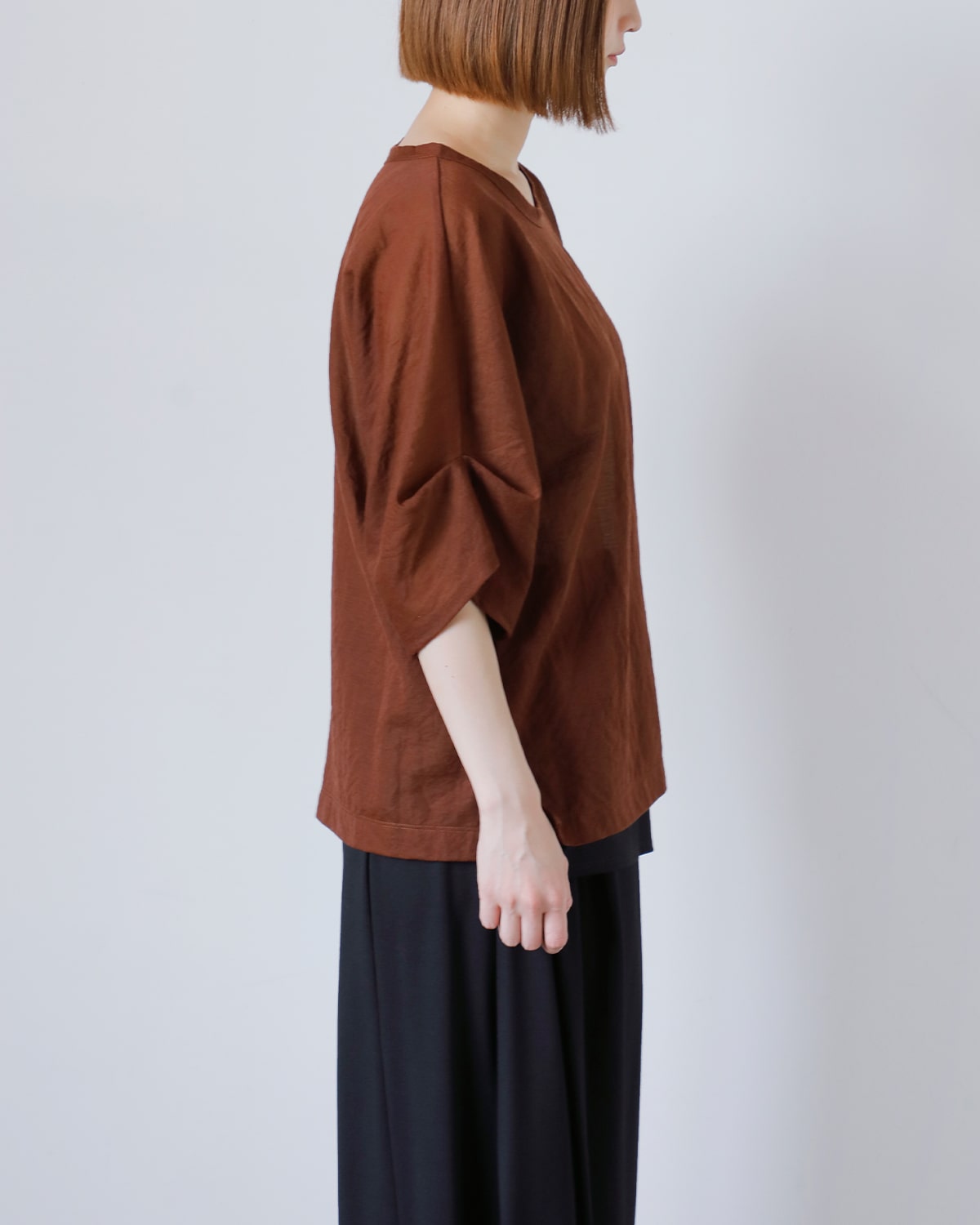 40%OFF】CHIGNON シニヨン シアー カットT ブラウス 8752-177ye
