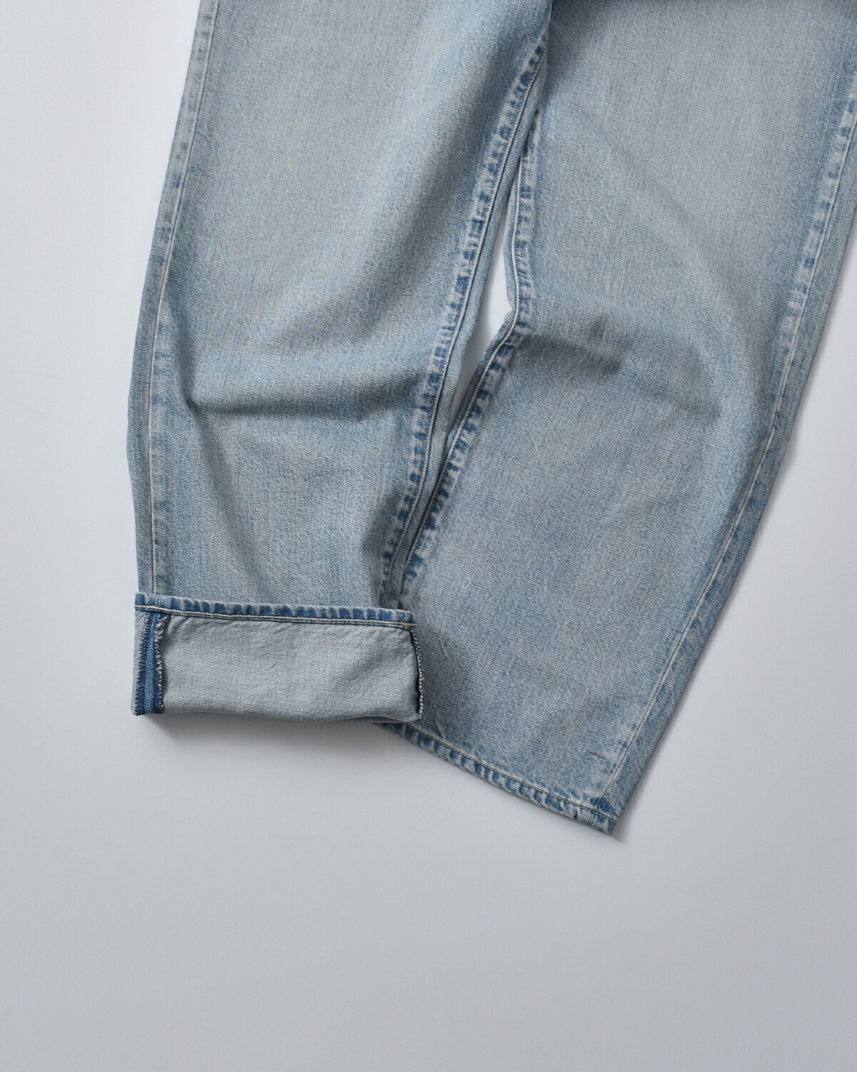 KURO(クロ)ハイウエストワイドテーパードデニムパンツ“OPTIMAWASH002/WASH003”964030-31