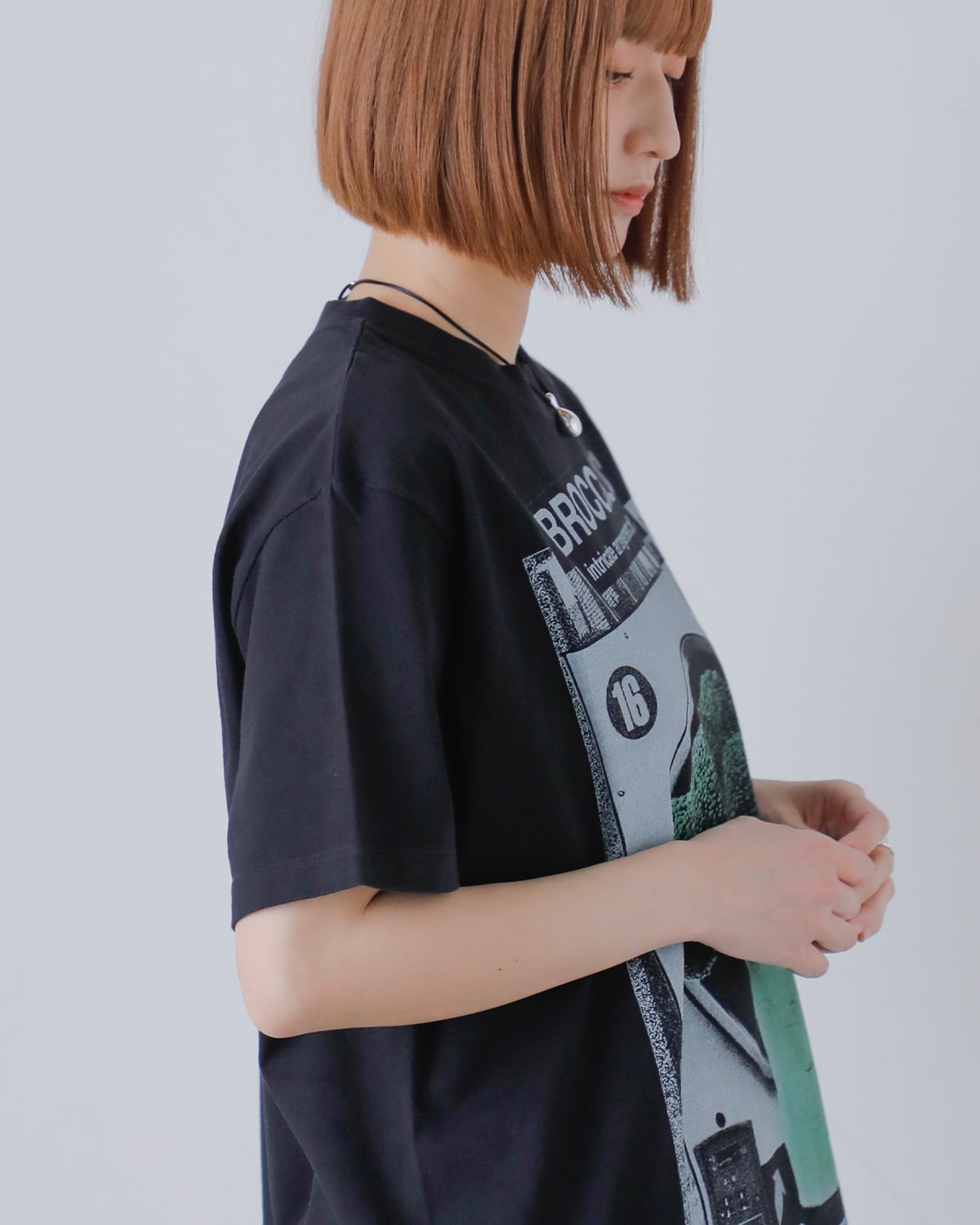 新品未使用roku 6 ＜KURO＞FLOWER ROUND SHAPE TEE 30%OFF】KURO クロ ラウンドシェイプ Tシャツ “ROUND SHAPE DYED
