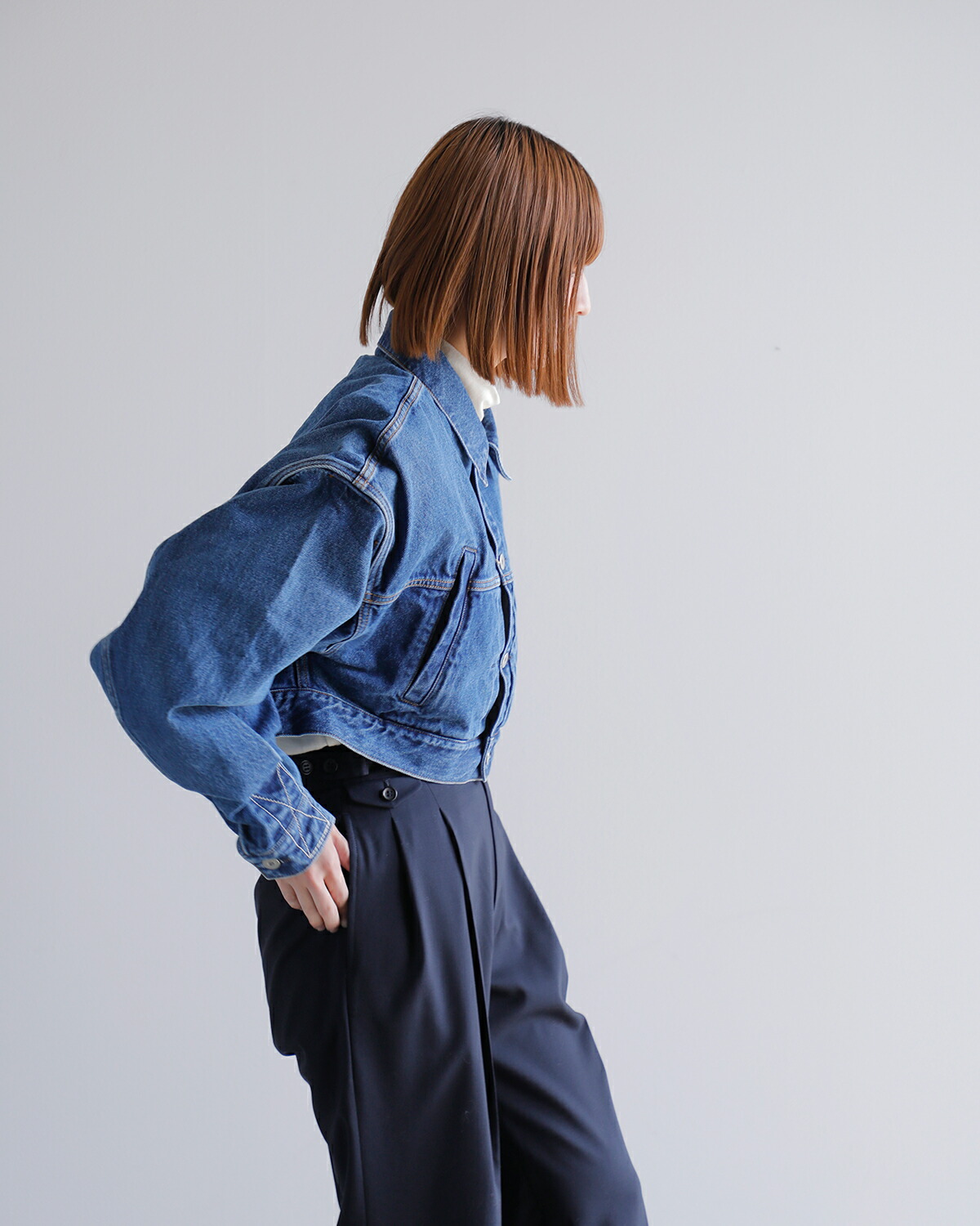 KURO(クロ)ショートデニムジャケット“POWERSHOULDERSHORTDENIMJACKET”964105