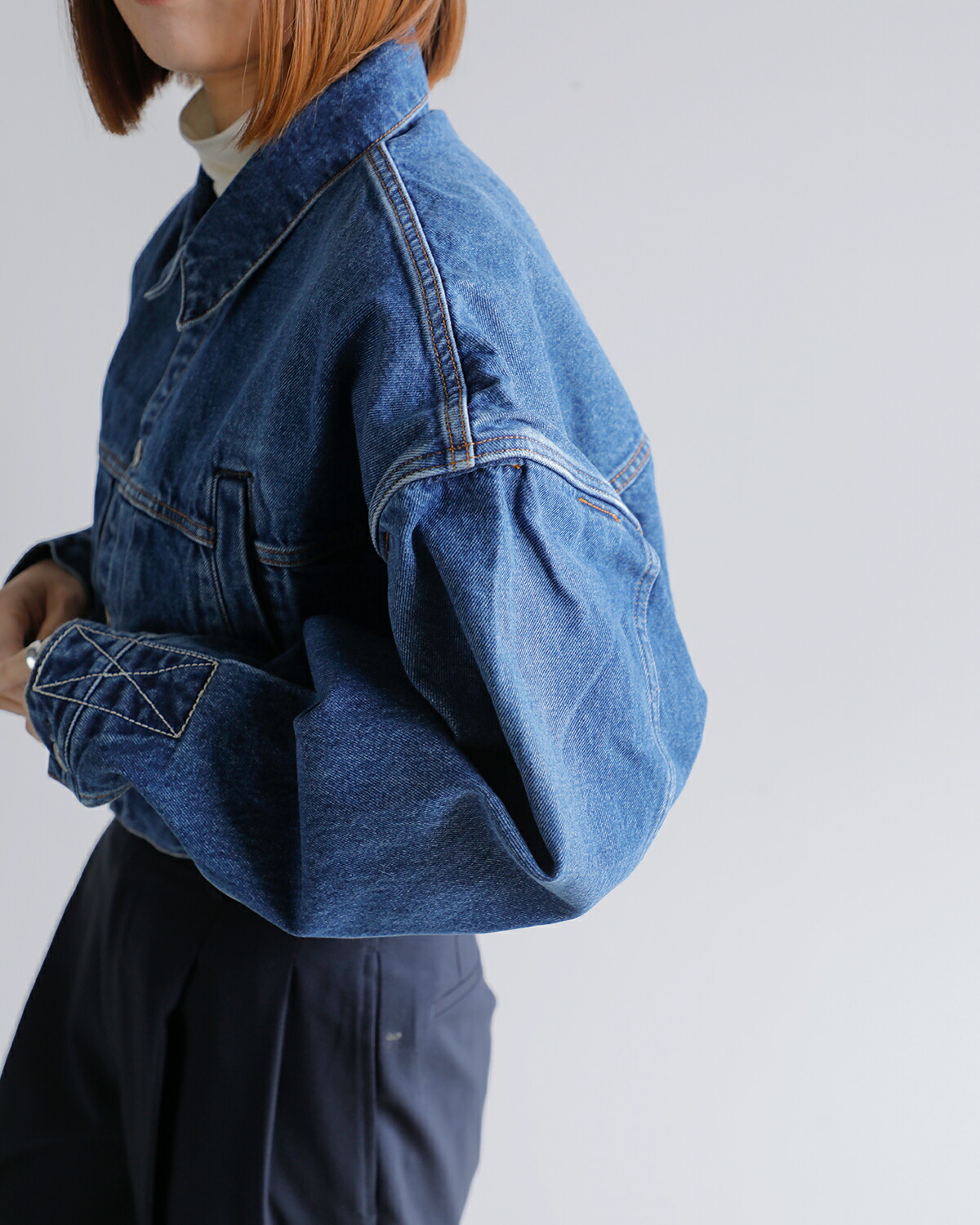 KURO(クロ)ショートデニムジャケット“POWERSHOULDERSHORTDENIMJACKET”964105