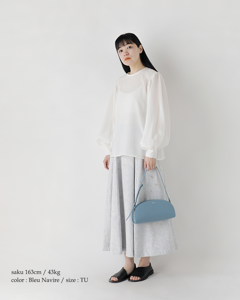 A.P.C.(アー・ペー・セー)レザーハーフムーンショルダーバッグ“SACDEMI-LUNESHOULDER”f61997