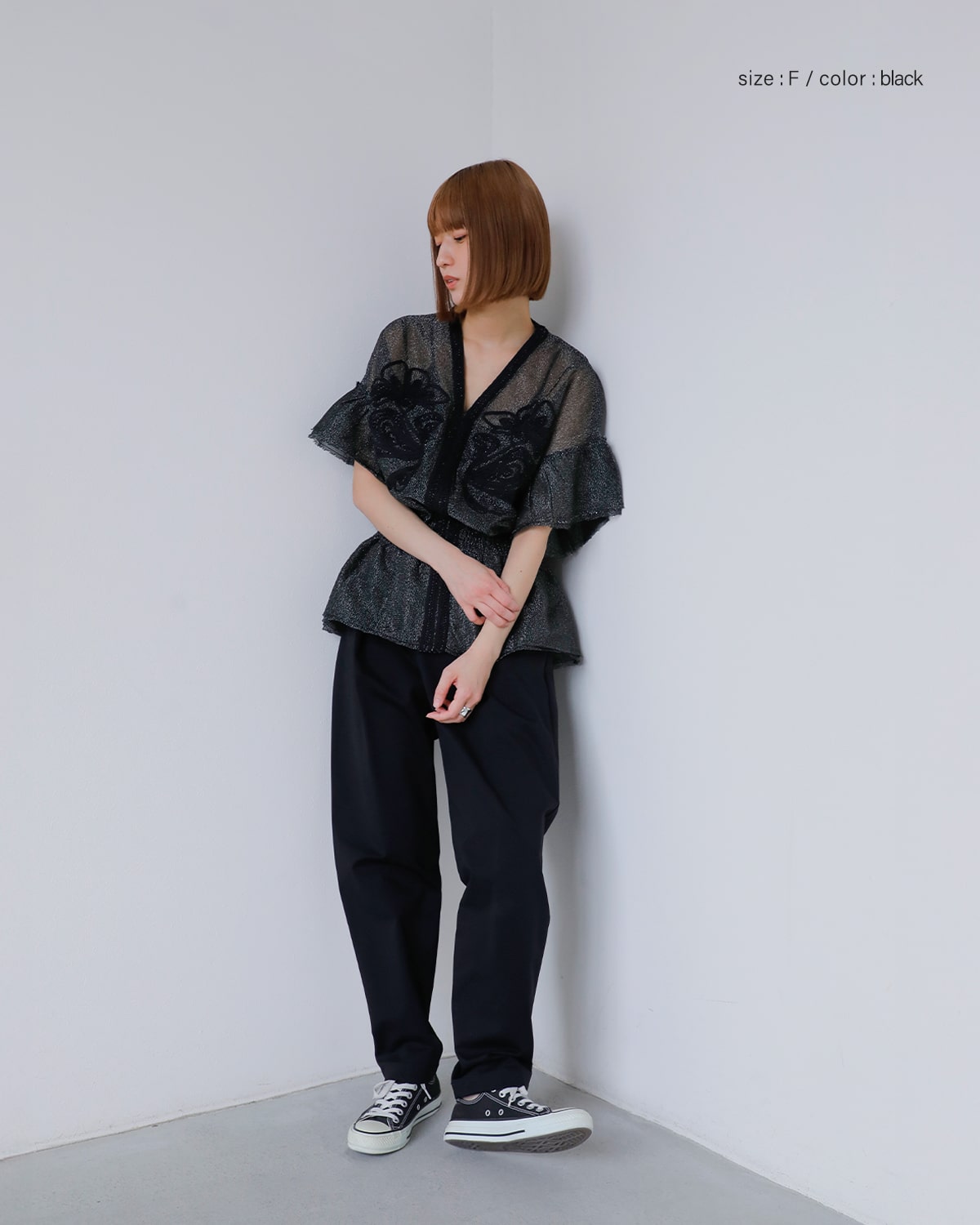 Hella(ヘラ)コットンシルバーラメエンブロイダリーブラウス “EMBROIDERY BLOUSE” h251-05